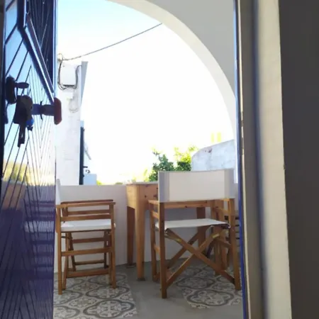 Stone House In Kathlikaros * Μέση