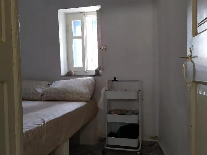 Stone House In Kathlikaros *